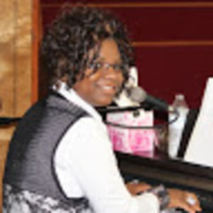 Meet your Posher, Roshanda